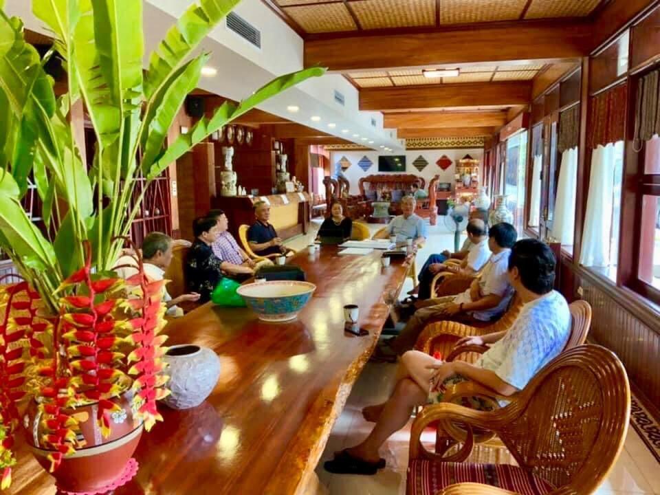 Hoa Binh Hotel Bagian luar foto