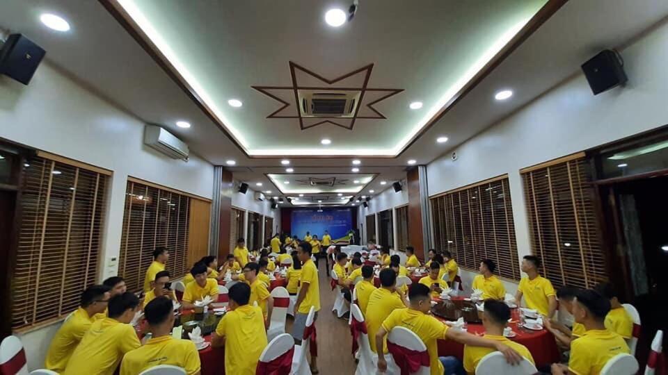 Hoa Binh Hotel Bagian luar foto