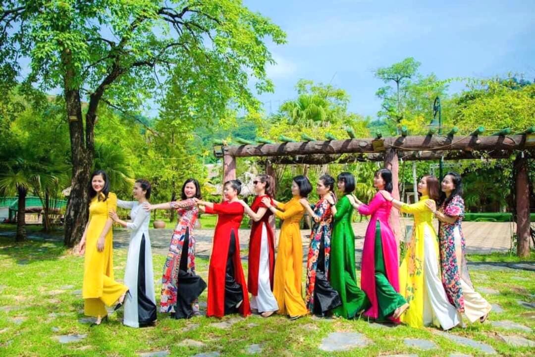 Hoa Binh Hotel Bagian luar foto