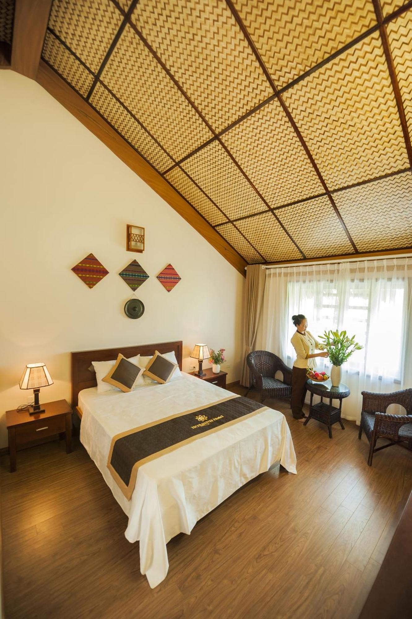 Hoa Binh Hotel Ruang foto