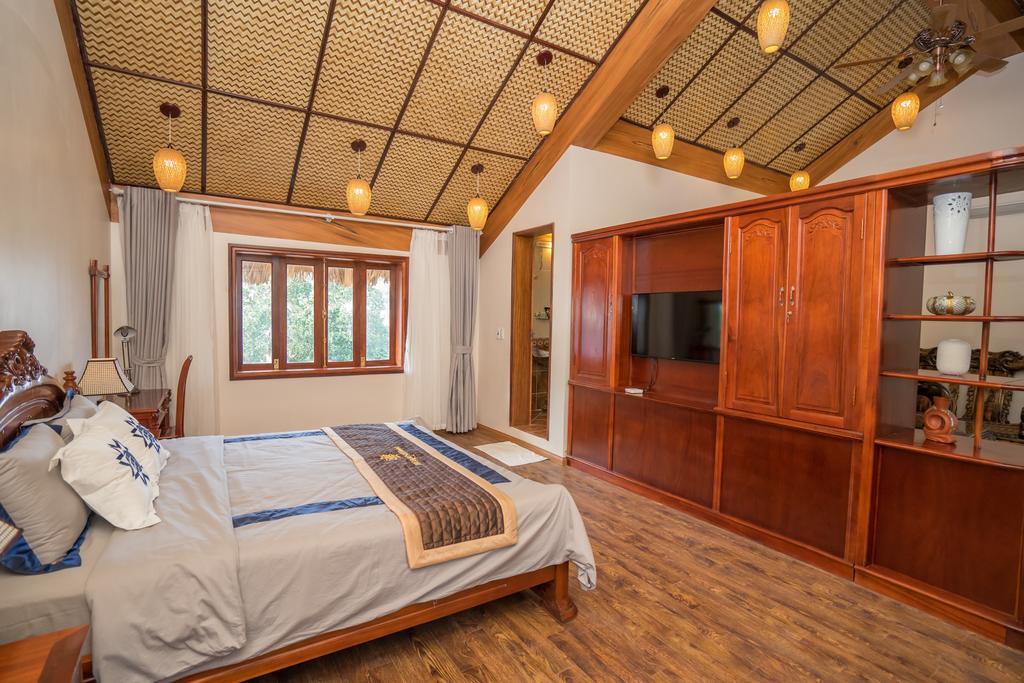 Hoa Binh Hotel Ruang foto