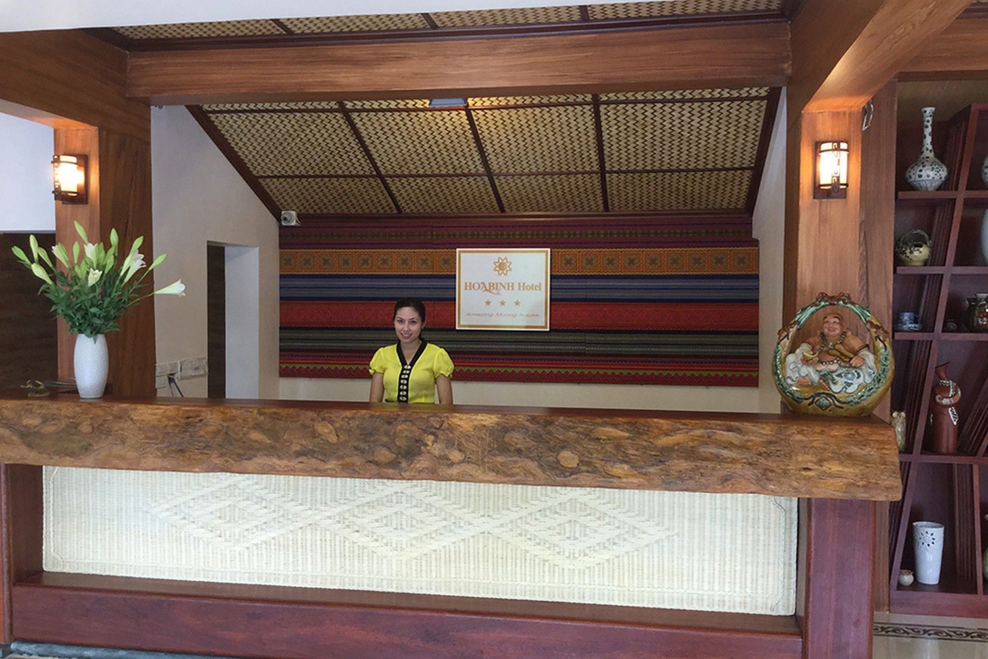 Hoa Binh Hotel Bagian luar foto